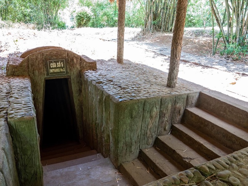 <span>Giorno 2</span> Tempio Cao Dai e tunnel di Cu Chi (B/L)