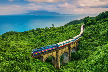 Vietnam Mix Tour Treno e volo da nord a sud